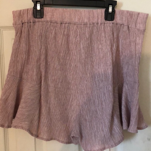 Shorts - Picture 2 of 2